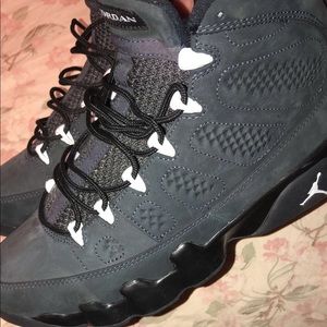 anthracite 9s